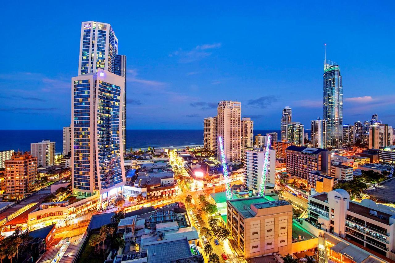 Converted Two Bedroom At Circle On Cavill - Self Contained, Privately Managed - Wow Apartment Gold Coast