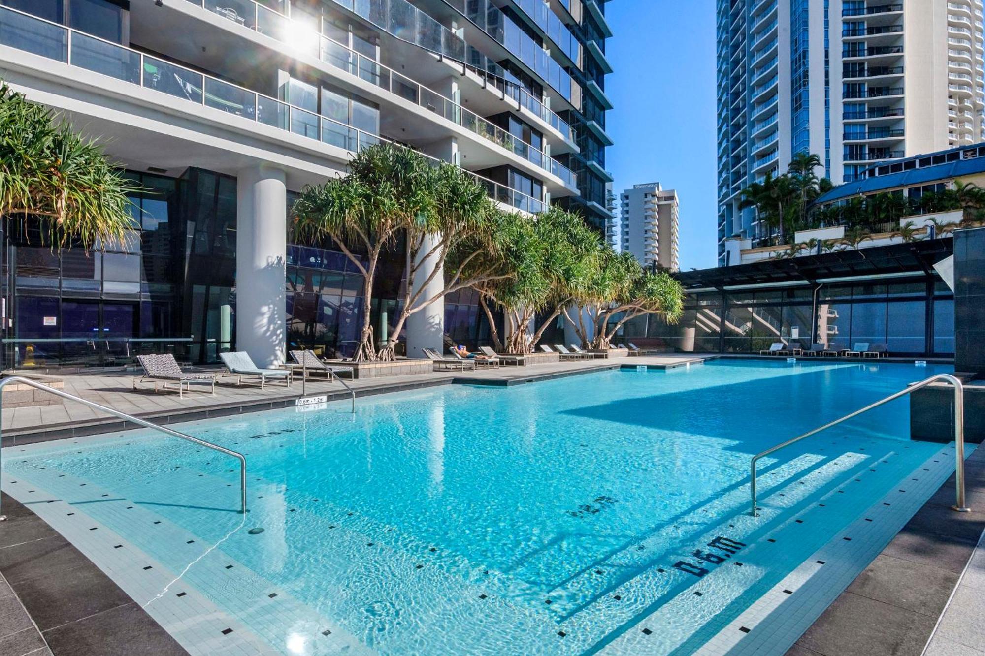Converted Two Bedroom At Circle On Cavill - Self Contained, Privately Managed - Wow * Gold Coast