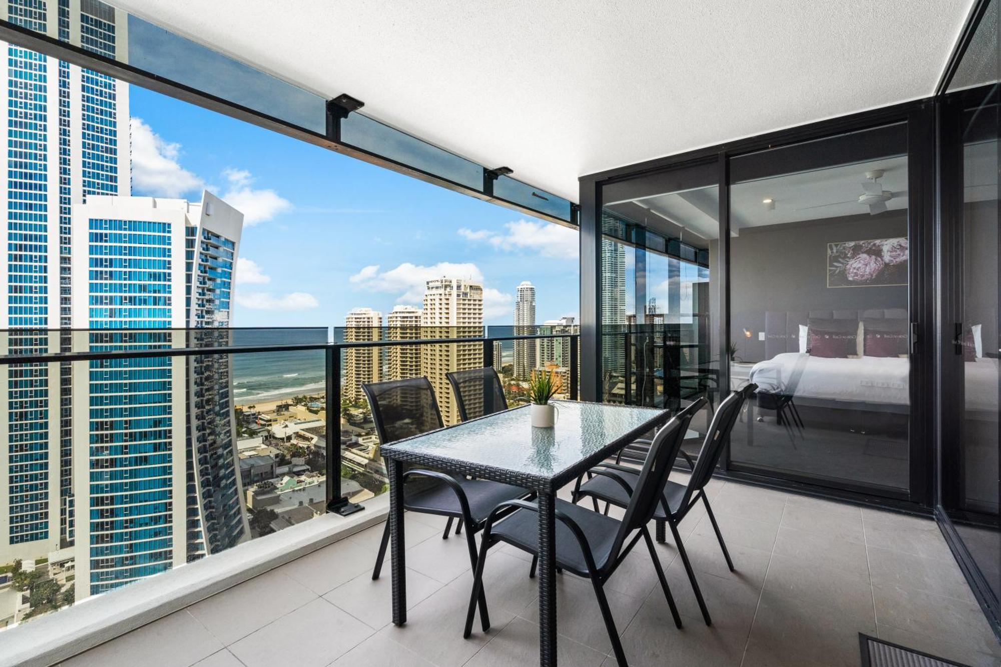 Apartment Converted Two Bedroom At Circle On Cavill - Self Contained, Privately Managed - Wow Gold Coast